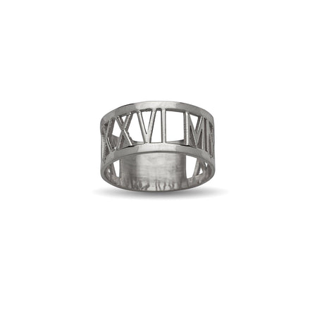 Custom Roman Numerals. 925 Sterling Silver Ring. The approximate weight is 5gr.